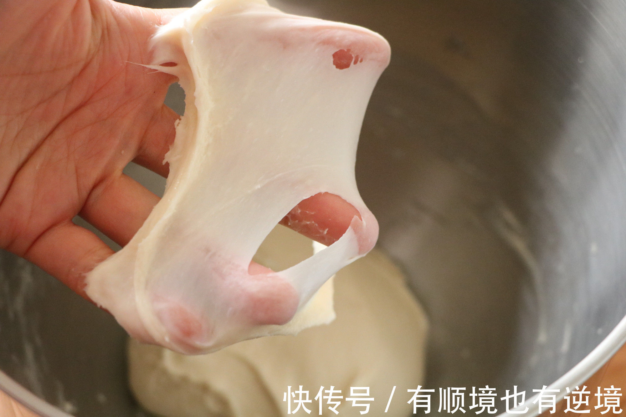 家庭版|我家一周至少做一次的吐司，冷冻起来，早餐几分钟就搞定，特营养