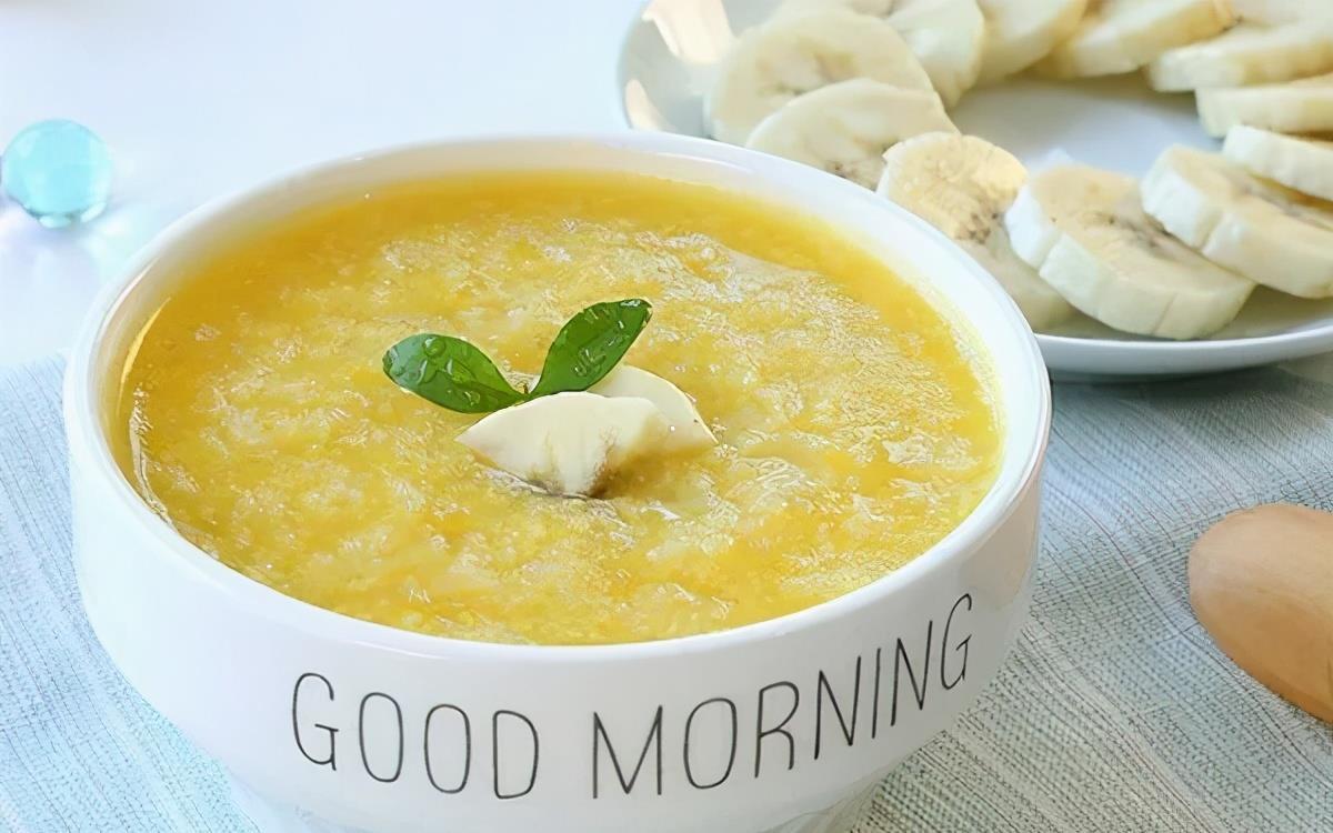 小米粥|一口吃进10种营养,钙是牛奶6倍,铁是牛肉3倍,宝宝吃的渣都不剩