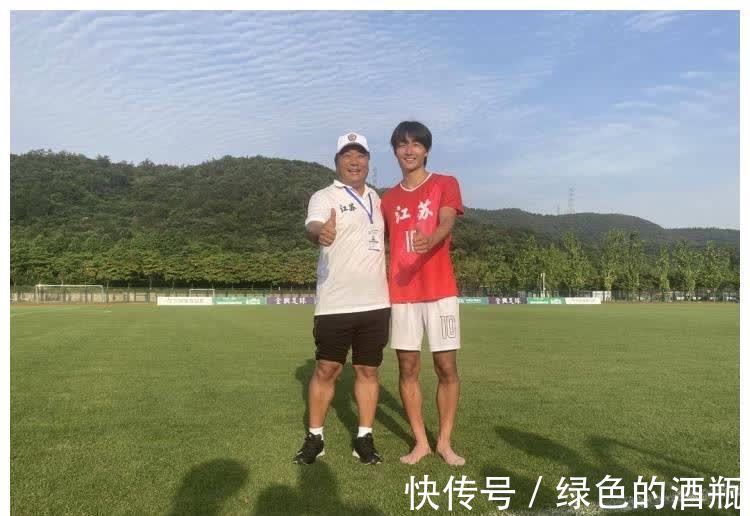 德丙联赛|中国新星在德国联赛爆发进球,帮助球队7比0大胜,已坐稳主力
