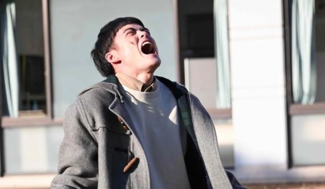 vice|假面骑士Revice第18话先行图公开,一辉被反噬重伤,女王再次变身登场