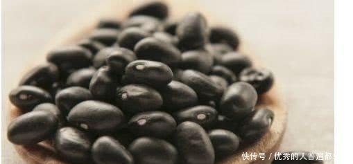 秋天适合多吃3种食物，美容养生、皮肤细腻光滑，好吃也不贵！