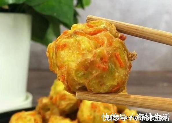 萝卜|炸萝卜丸子时,这一步不能少,丸子外酥里嫩,放凉不发硬,超好吃
