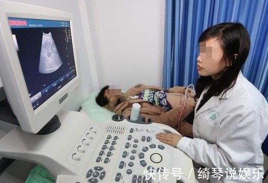 咿呀婴语1|怀孕八个月查出畸形，忍痛引产看到孩子后，整个房间都安静了