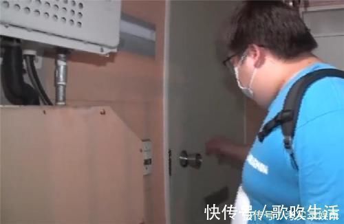 玄关|日本单身宅男9㎡小家,厕所巴掌大却有浴缸,玄关晾衣服格外整洁