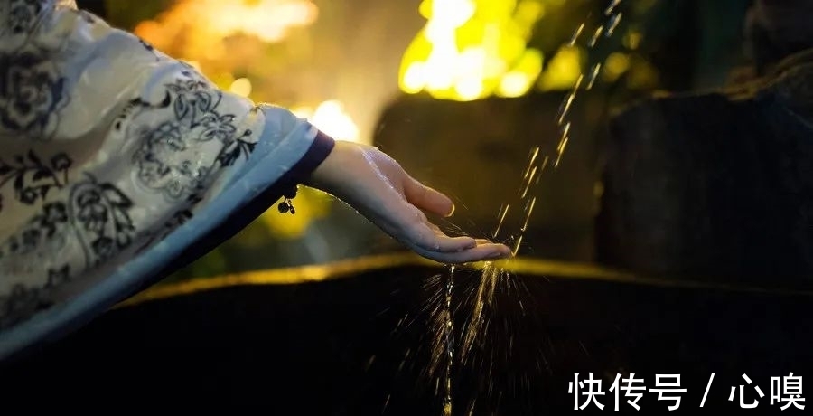 纳兰性德$10句珍藏许久的诗词:诗词中的遗憾,有一种别样的美