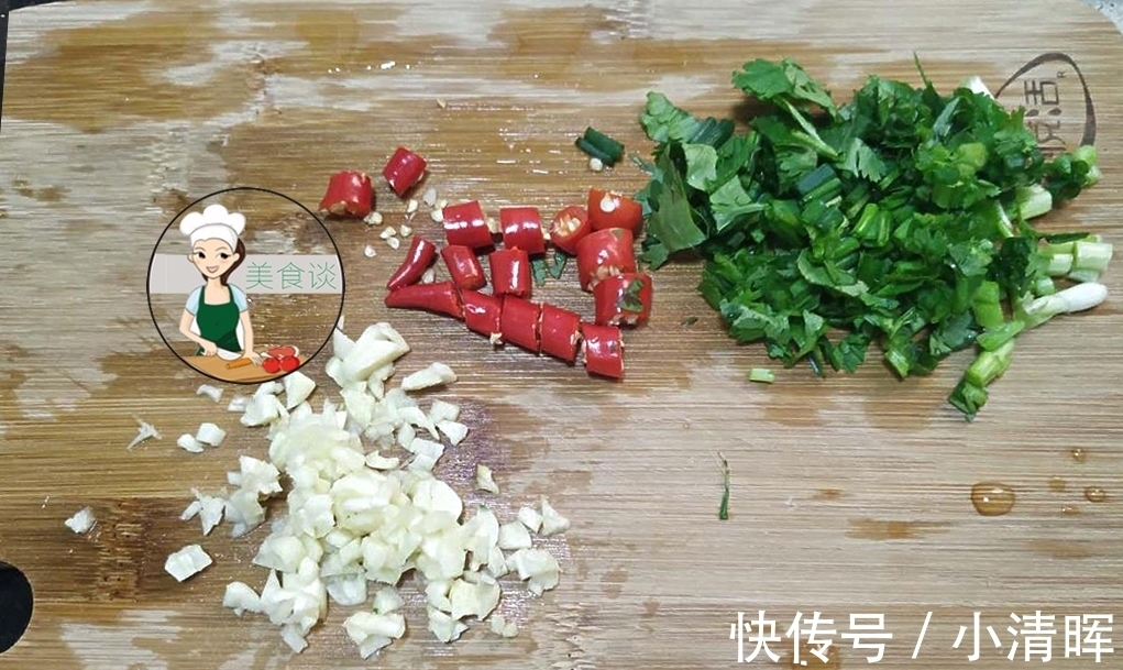 汤汁|夏天就馋黄瓜此吃法,拌一拌3分钟做好,上桌汤汁一滴不剩!特香