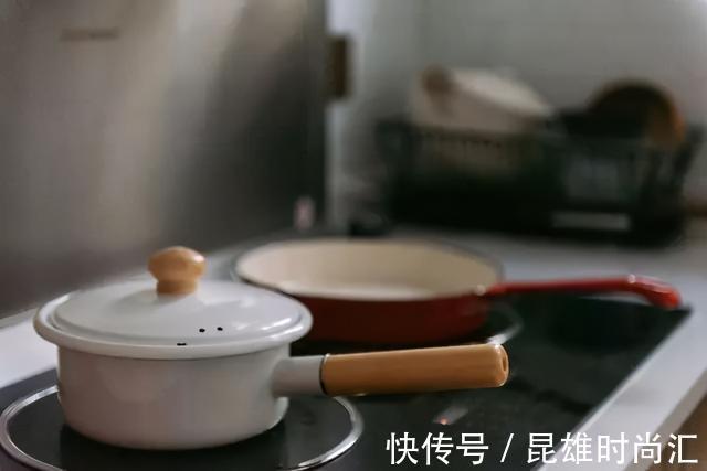 厨房|没人要的35㎡老破房,被她买下,改造装修后,成为弄堂里的豪宅