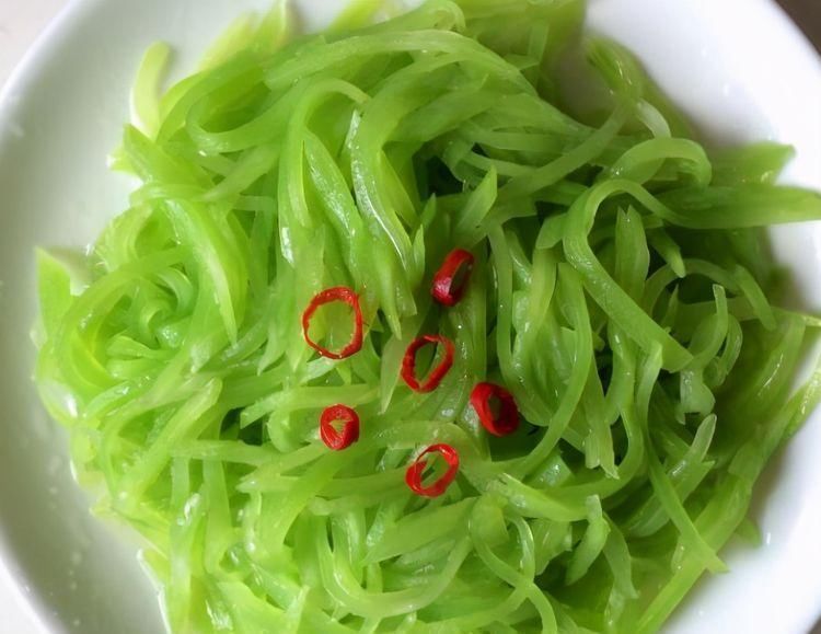 延缓衰老|人到中年想长寿,要经常吃3种食物,补充营养,延缓衰老!