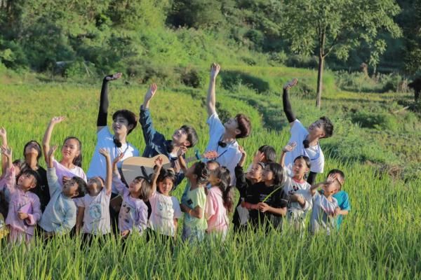 以向上之心行向善之事：《天天向上》傳播平凡崗位中的大愛