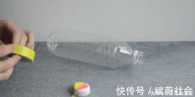 塑料瓶别扔了,小伙在瓶子上打两小洞,改造成打气筒,省钱又省心