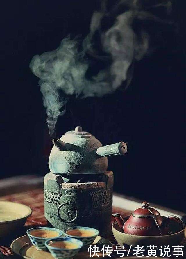  被贬|苏轼被贬黄州急着赶路，跟人以妾换马，这事冯梦龙是咋知道的？