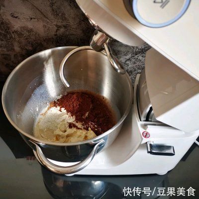 模具|老面法??可可毛线球面包