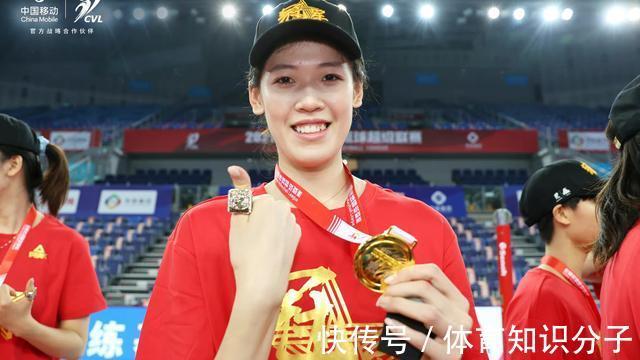 主帅|否极泰来!2022年中国女排喜讯接踵而至,重返世界巅峰或指日可待