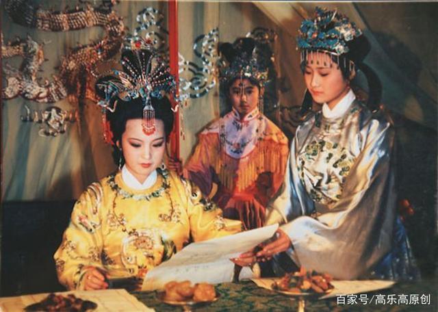 贾元春|《红楼梦》贾元春在宫中处境如何,书中早就写明白了