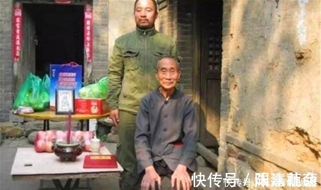 少林派@少林宗师隐居嵩山,人称少林活的拳谱,曾否认释永信不会功夫