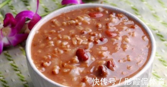 糖尿病人|糖尿病患者早餐喝粥,会升血糖,还是降血糖?喝粥牢记3事很关键