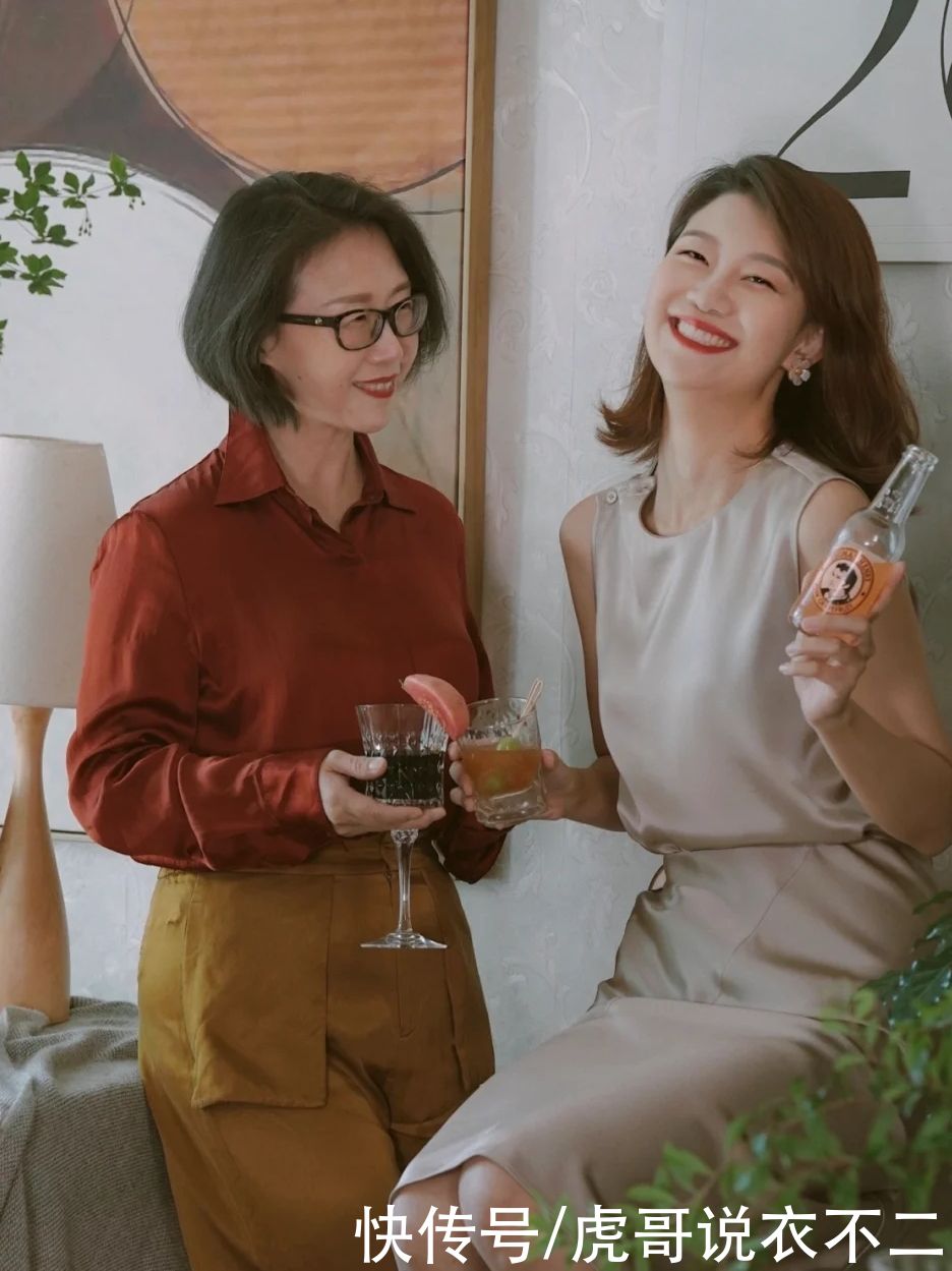 单品|上了年纪的妈妈辈，初秋穿衣讲究“两减两加”，优雅大方又显气质