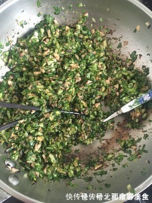 做饺子馅,不用猪肉多吃素,用这2样青菜调馅,营养美味吃不腻