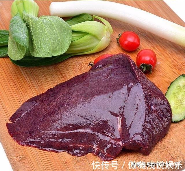 腥味|炒猪肝要焯水吗?教你正确方法,猪肝鲜嫩爽滑,不硬不老无腥味