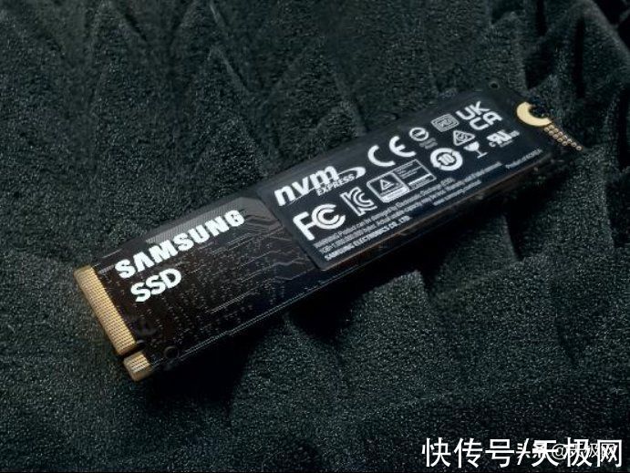 slc|“双旦”购物预热：一块三星980 PRO不够？那就再买一块980吧