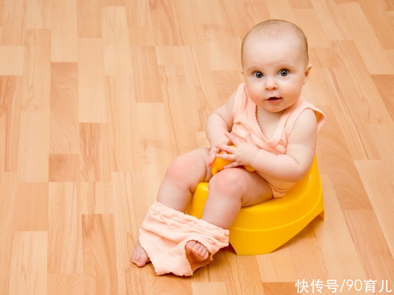 伤害|这种把尿方式，年轻父母是轻松了，却会给孩子排尿系统带来大伤害