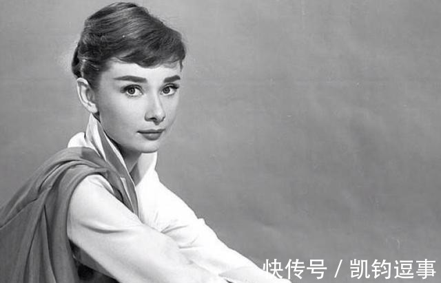 疗情伤|纪梵希有多爱赫本:他明明见过银河,却唯独,偏爱这一颗星星