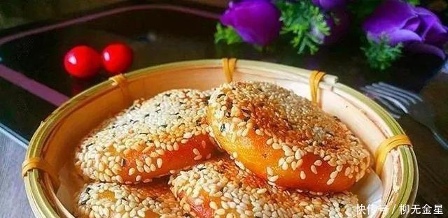 早餐|红薯芝麻饼,香甜美味,当早餐也不错!