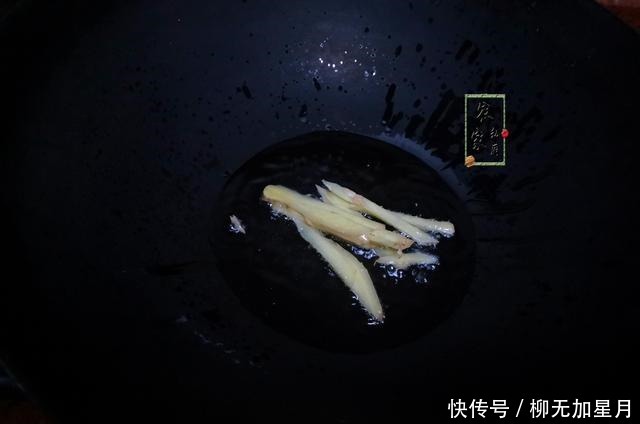 美食|这肉很多人“嫌弃”它,却是吃货眼中的美食,炒一炒比肉还香!