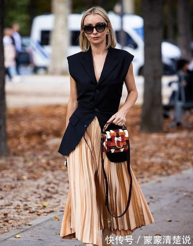 秋冬 秋冬衣服怎样选关键看“颜色”！今年流行这5种，减龄又百搭！