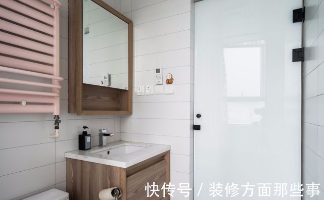 屋主家|135㎡舒适北欧风，多功能书架实用性逆天！