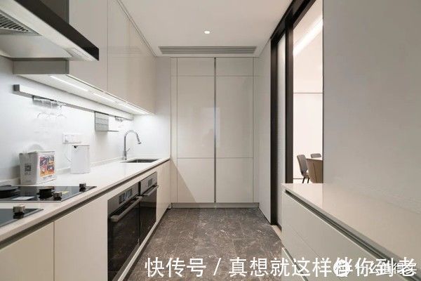 客厅|他家190㎡,坚持拆掉一面墙,装修后,满屋子的高级感,藏不住了