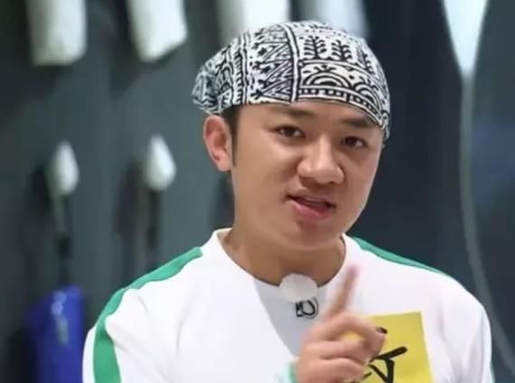 为啥王祖蓝在跑男一直戴头巾，在别的节目却不带？原因令人意外