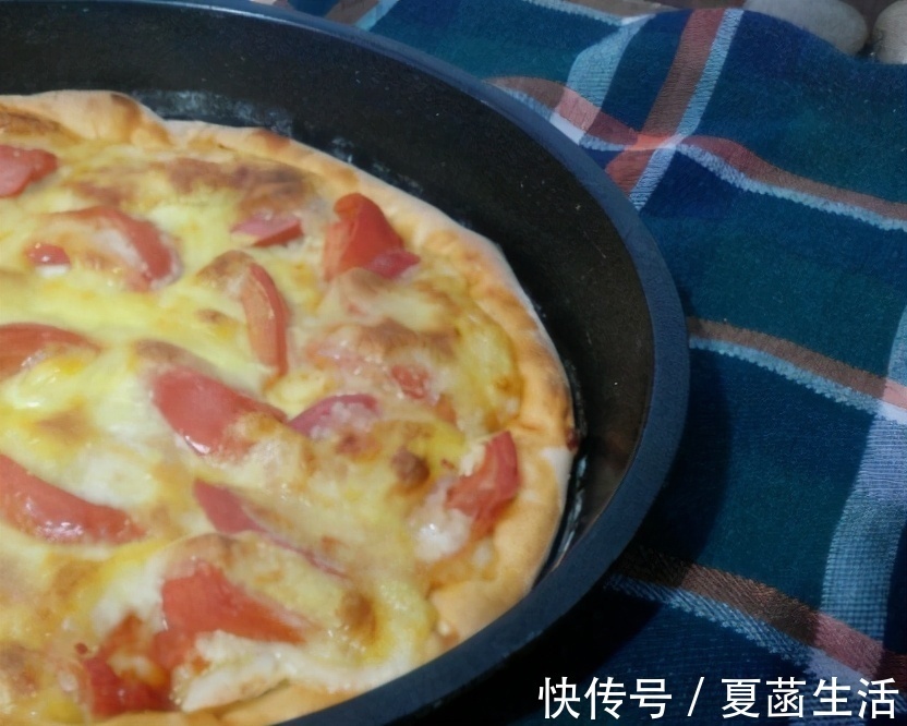香甜|在家制作番茄芝士披萨，味道香甜，简单好做