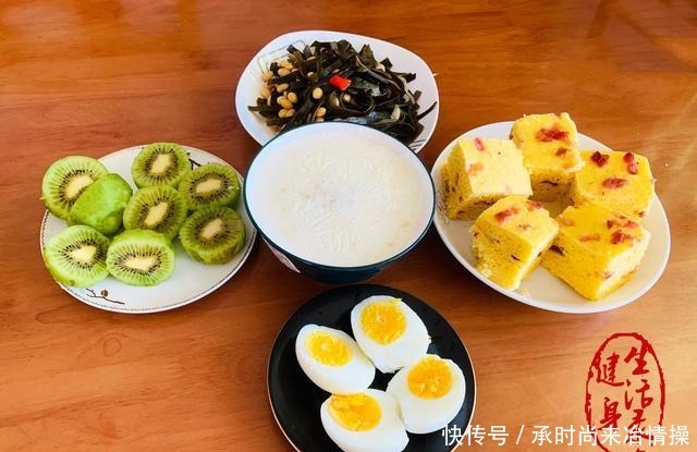 夫妻二人的早餐亲自下厨做,营养均衡,餐餐有滋味儿,温暖又享受