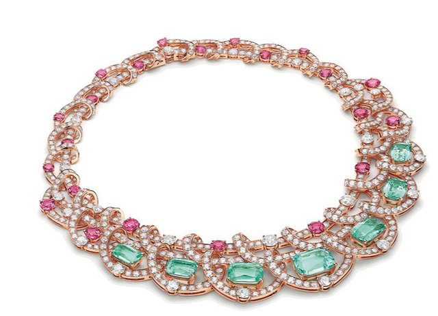 宝格丽推出 Colour Journey 系列:帕拉伊巴碧玺