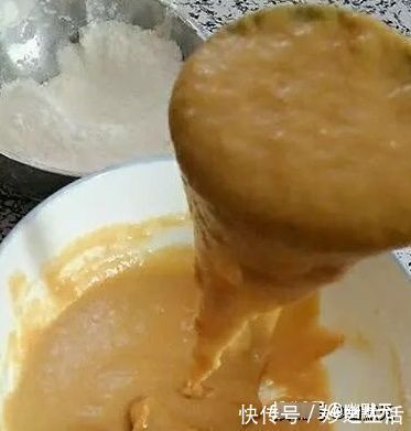 做发糕既不是普通面粉也不是糯米粉,一直用错,难怪蓬松不起来