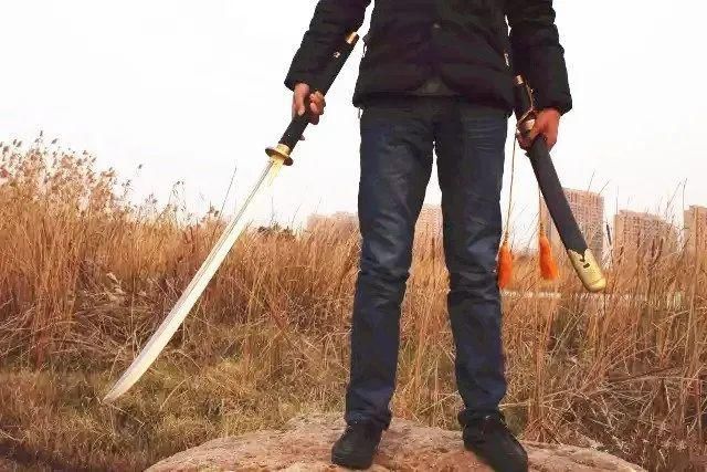 最强|中国历史上出现的几款极致名刀,一把当时杀伤力最强,一把闻名中外