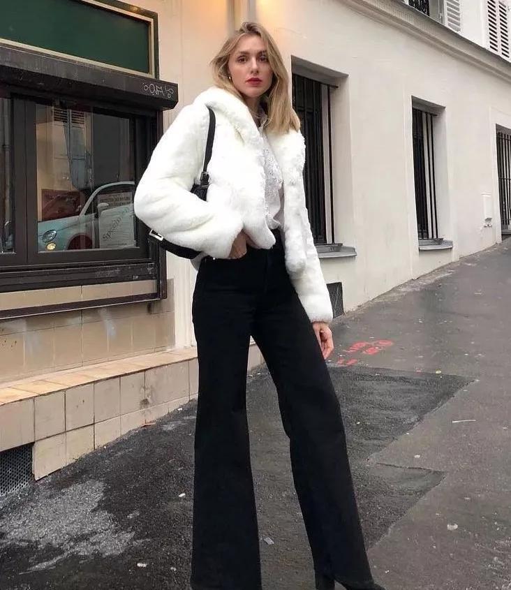 2021时尚秀场:开年时髦穿搭套路:“上短下长”,今天开始流行?