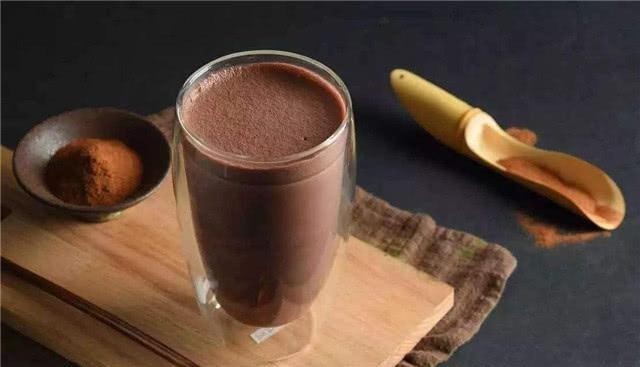 康熙|康熙第一次吃巧克力,看了900多字的“说明书”,脱口而出3个字!