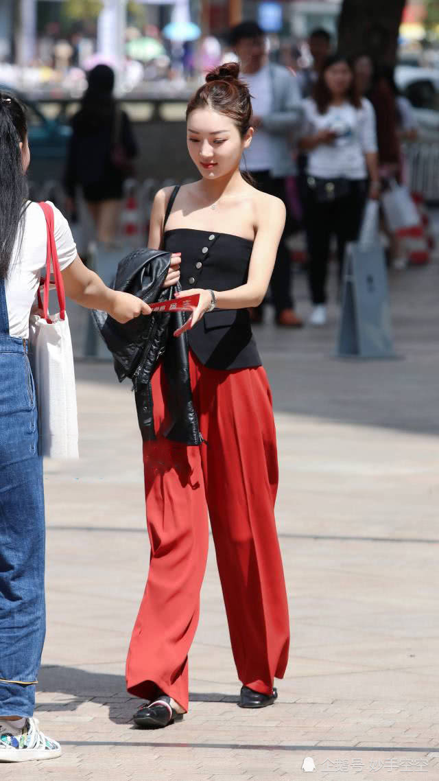 这么多的阔腿裤小姐姐,各种穿搭还不够吗?