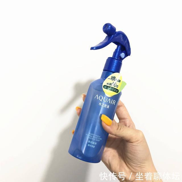 喷雾|年末聚会大家都披头散发就没意思了!这几款秋冬长发的发型才够美