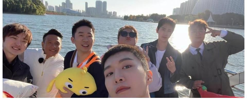 《青環(huán)3》看點(diǎn)十足，楊洋節(jié)目中放飛自我，汪蘇瀧說輸了退出歌壇