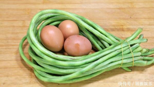 一把豆角,3个鸡蛋,学会这样做,比吃肉还香,每次上桌就扫光