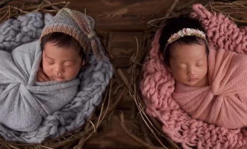 护士|护士说生了“双胞胎”,爸爸听后转身就跑,知道原因后护士笑翻了