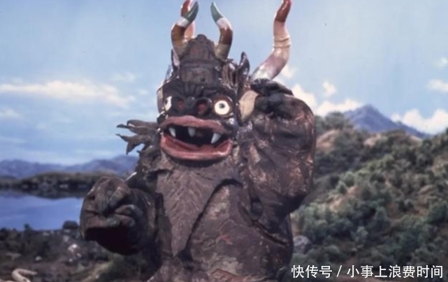 怪兽|奥特曼:“赛文眼镜”第一次被抢,艾雷王大战胶囊怪兽!