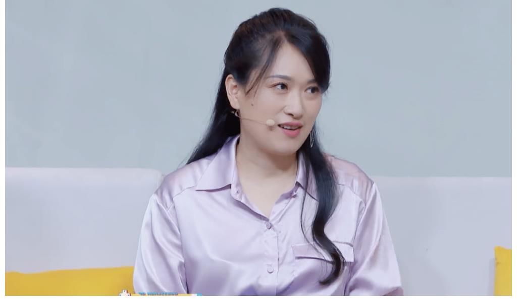 劉嘉越|朋友圈上百位異性，同時聯系三四位男生？他們現在很甜蜜！