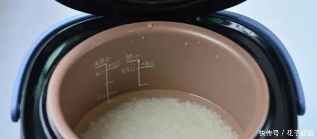 3道电饭煲版懒人焖饭,饭菜一锅出,满嘴喷香,美味省心~!