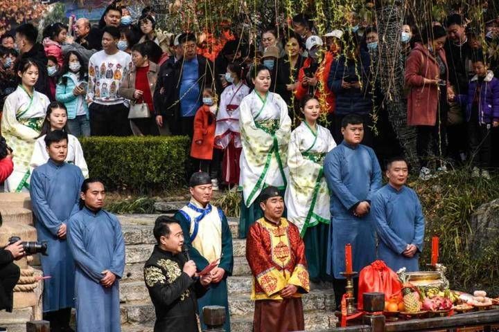 蝎子爪$“龙抬头”台儿庄古城有开河祈福大典，要祭河神