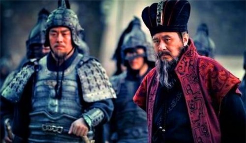 墓主|曹操到底盗了谁的墓,能一夜暴富养活军队三年?墓主差点当上皇帝