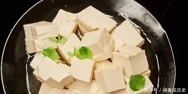 女性身体|绝经期的女性，与其他女性有何不同？最佳绝经年龄是多少岁？